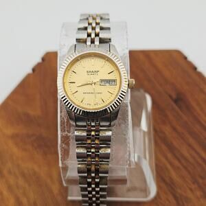 Vintage Sharp Silver tone Watch Yellow Date Dial Old Fashioned Grandpacore Retro